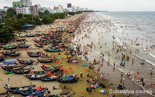 Bãi tắm A biển sầm sơn từ trên cao